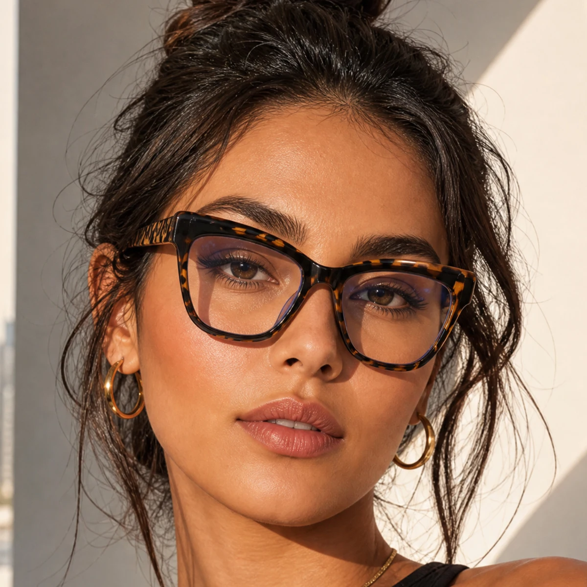 1 Pair of Women's Retro Cat-Eye Square Frame Decorative Non-Prescription Glasses, Stylish and Sophisticated Women's Glasses, Suitable for Daily Outings, Store Visits, and Girls' Gatherings