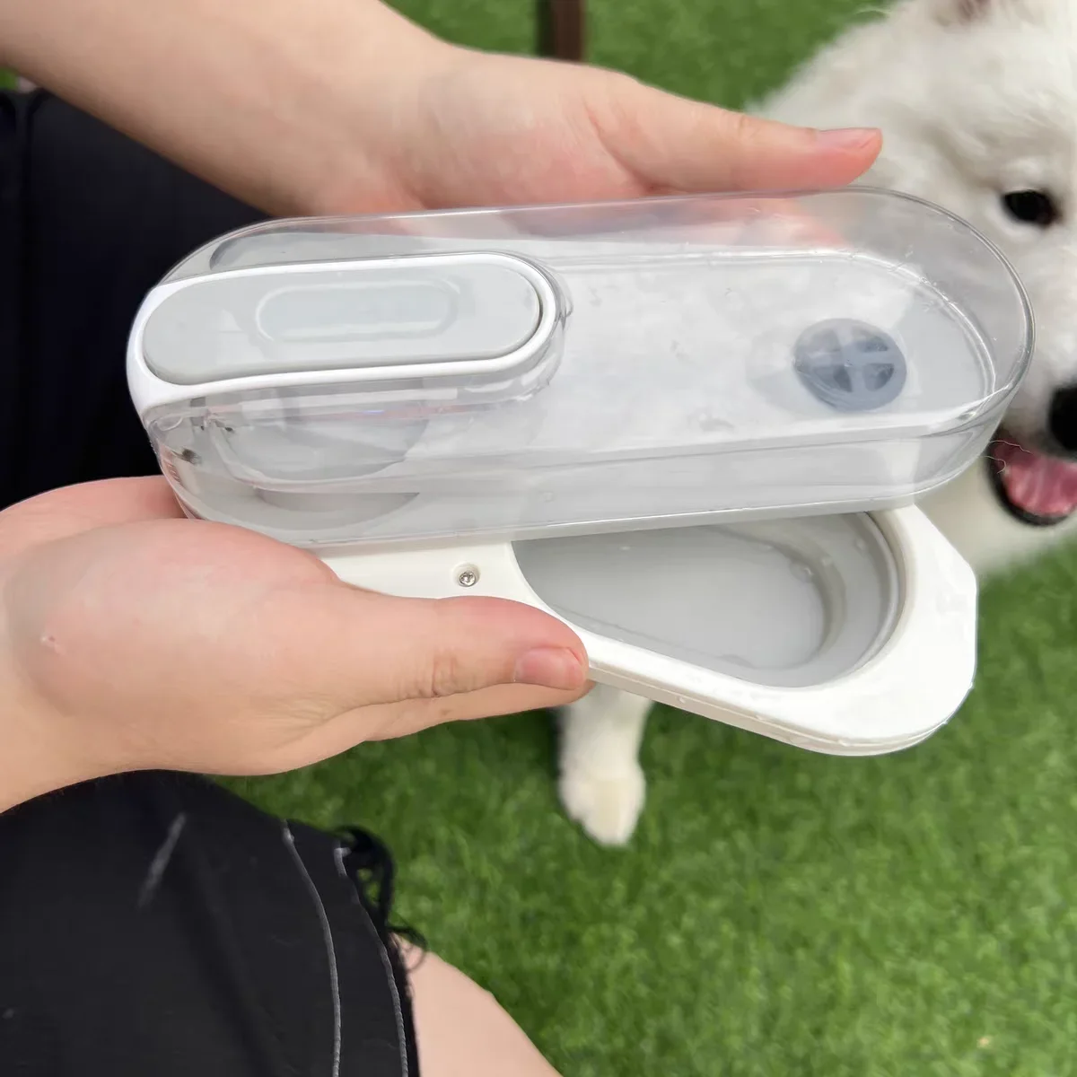 Manufacturer Outdoor Dog Water Bottle Folding Dog Bowl Pet Travel Drinking Cup With Bowl Dispenser