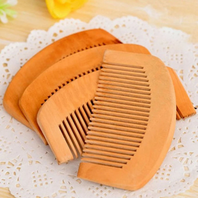 1Pcs Natural Peach Solid Wood Comb Engraved Peach Wood Healthy Massage Anti-Static Comb Hair Care Tool Home Decoration