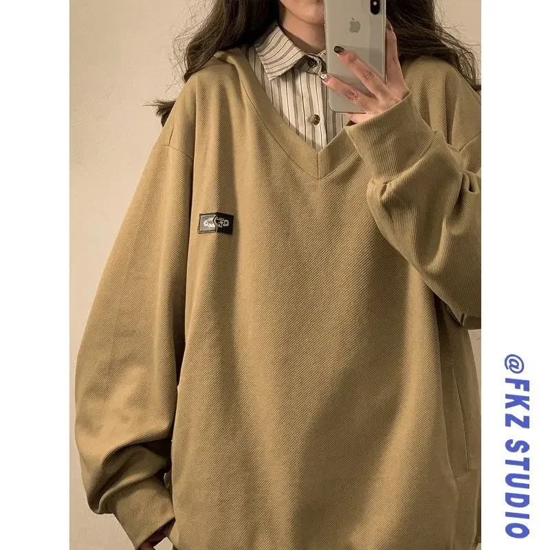 High-end V-neck hooded sweatshirt for women, spring and autumn loose and chic coat, loose long-sleeved top Harajuku retro casual