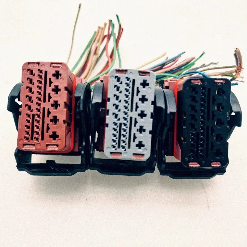 For Citroen C4 C-QUATRE C4L PEUGEOT 308 301Engine Compartment Computer Board Wiring Harness Plug 1PCS