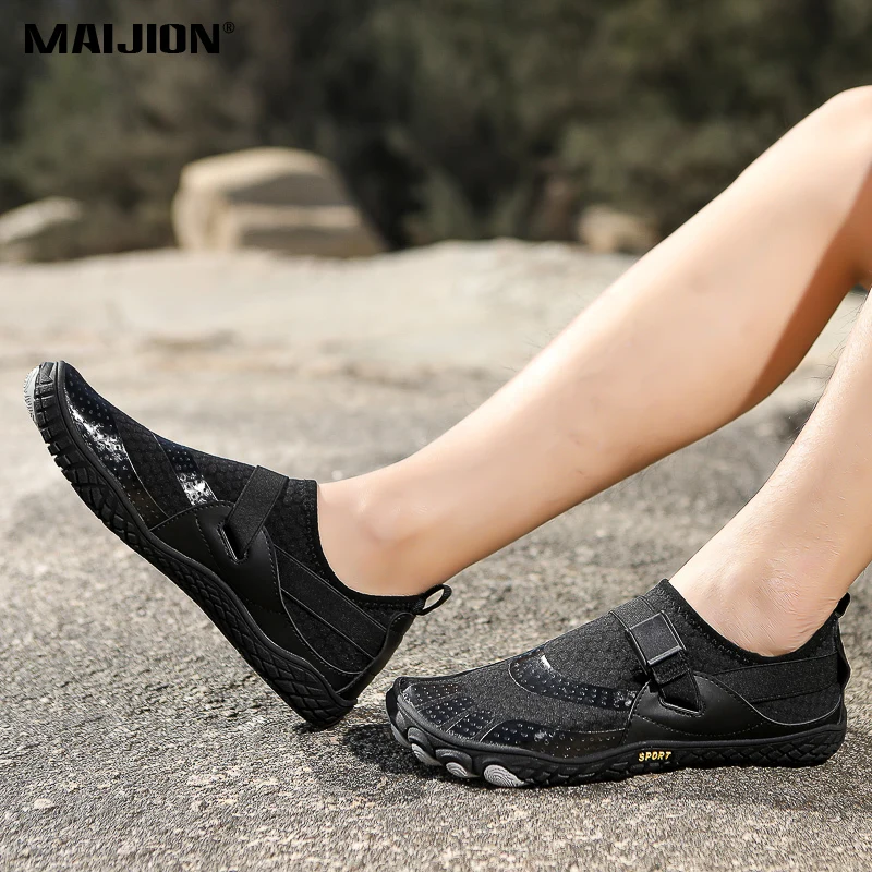 Men Non-slip Light Water Shoes Women Breathable Quick Dry Beach Aqua Shoes Wading Shoes for Outdoor Surfing Fishing Boating