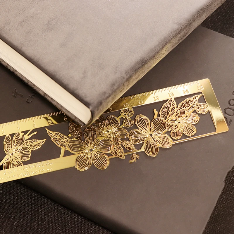 Golden Brass Bookmark Ruler Chinese Style Hollow Palace Design Vintage Creative Gift for Students Reading