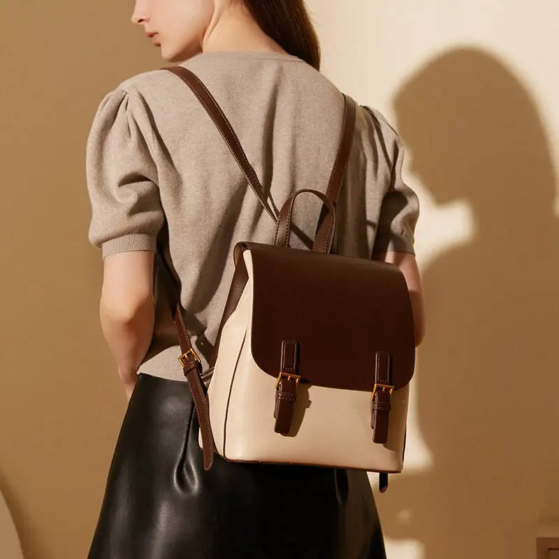 2026 New Spring/Summer Female College Students, Simple Backpack, Large Capacity Travel Backpack Women