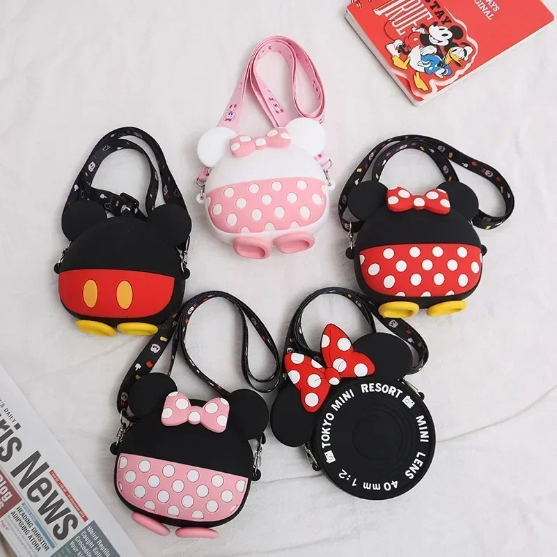 Disney Cartoon Children\'s Shoulder Bag Donald Duck Daisy Mickey Minnie Bag Waterproof Silicone Bag Girl Kindergarten School Bags