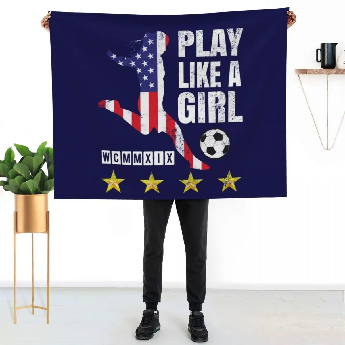 

Play Like a Girl USA United States Women's 2019 Gift Throw Blanket Fade Resistant Durable Throw Blanket