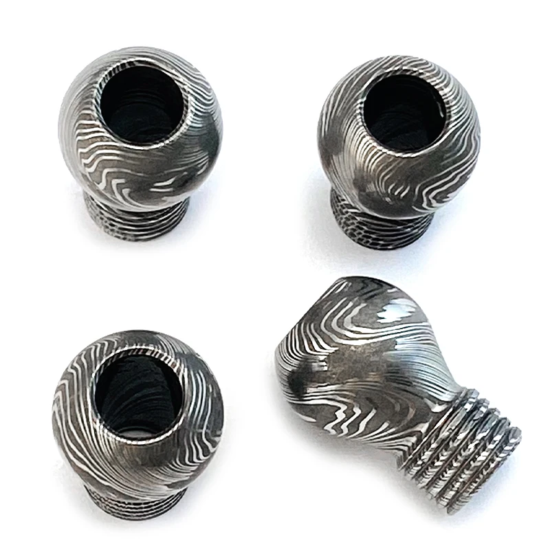 EDC 나이프 펜던트 다마스커스 스틸 파라코드 펜던트 티타늄 합금 부품 야외 생존 장비 펜던트 액세서리