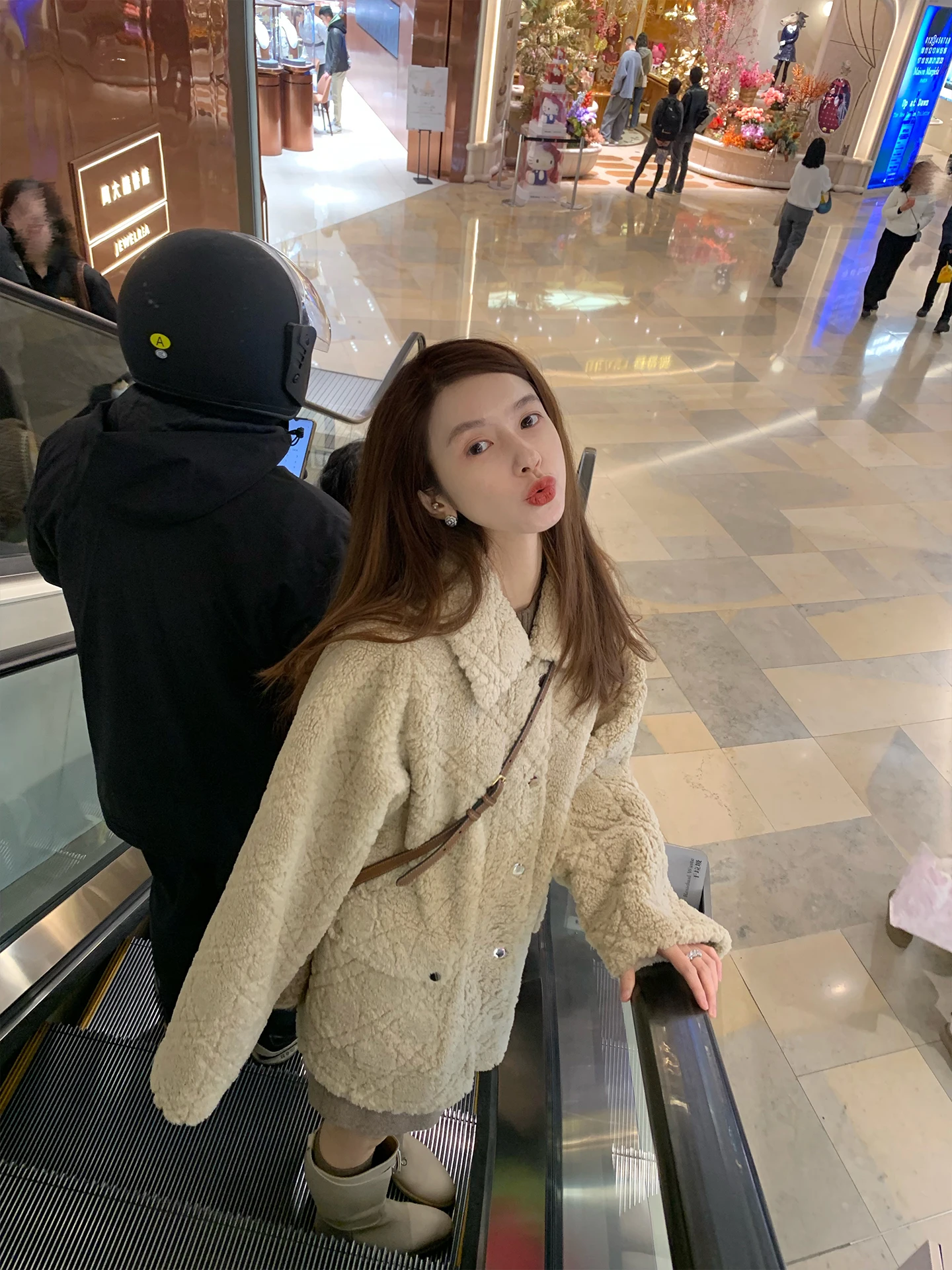 

Ультратолстая тканевая верхняя одежда с ультразвуковым тиснением и ромбовидной строчкой, с большим воротником, для женщин