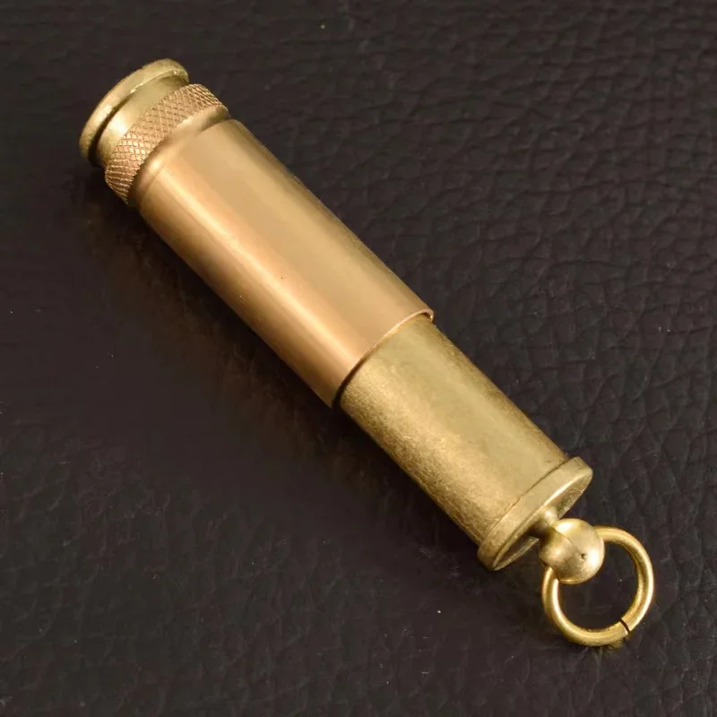 Retro Free Fire Feuerzeug mit Schleifrad, Messing-Kerosin-Öl-Rohrfeuerzeug, Zigaretten-Gasfeuerzeug, Windfestes Gadget für Männer