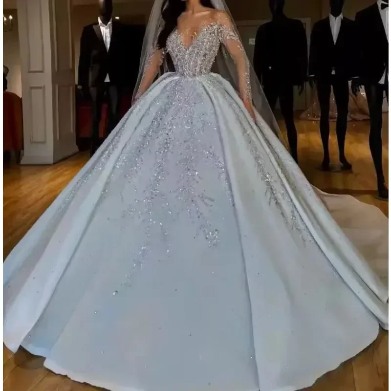 Customized Luxury Lace Appliques Shining Ball Gown Wedding Dresses Bridal Dresses Istanbul Beaded Bride Wedding Gowns