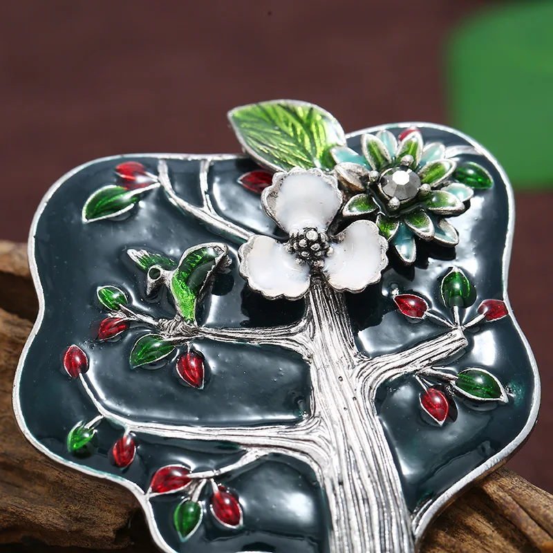 Chinese Classical Fan Brooch Female Vintage Enamel Flowers Banana Leaf Corsage High-grade Jacket Cheongsam Pins Accessories
