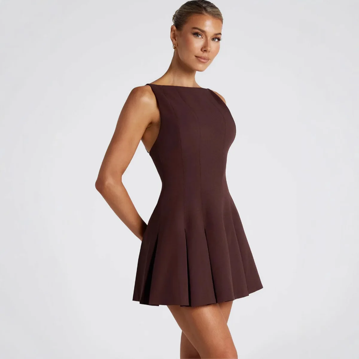 Summer 2025 Women's Wide Swing Folded Waist Skirt Simple Solid Color Sleeveless Generous Hooded Dress