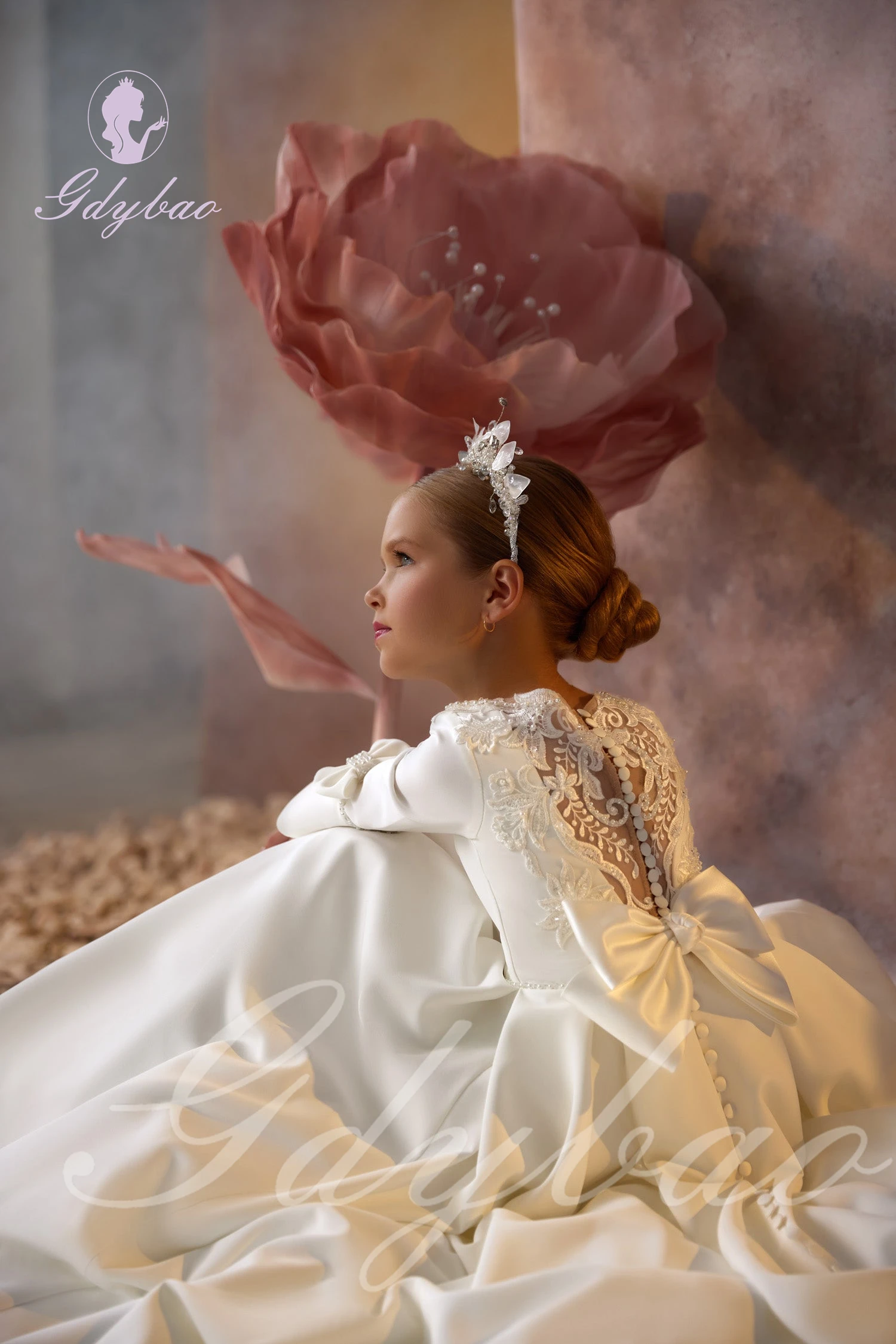 Customized Flower Girl Dress For Wedding Lace 3/4 Sleeves Puffy With Tail Bow Kids Birthday Party First Communion Ball Gown