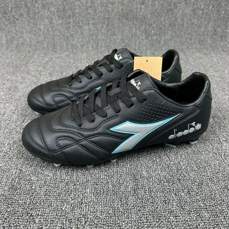 プロサッカーシューズ男性用黒、白サッカーシューズ男革芝サッカーシューズメンズ屋外芝生トレーニングシューズ