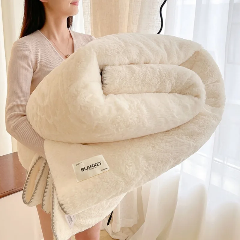 

Сплошное цветное четырехсезонное одеяло, высококачественное утолщенное многофункциональное двустороннее одеяло из искусственного меха кролика
