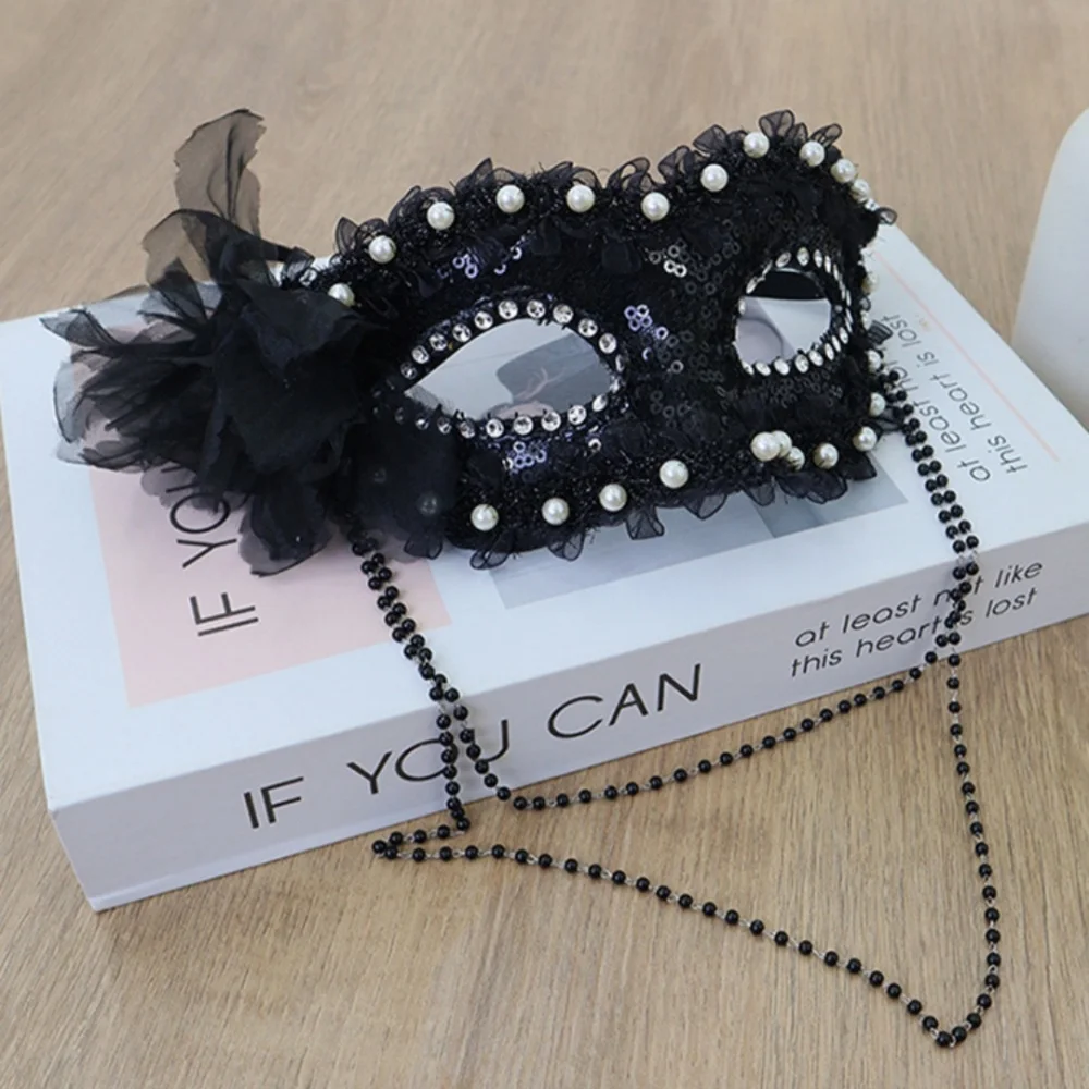 

Маски для вечеринок, изысканная жемчужная кружевная полумаска, маска с боковым цветком, замысловатая Венецианская маска принцессы для косплея на Хэллоуин