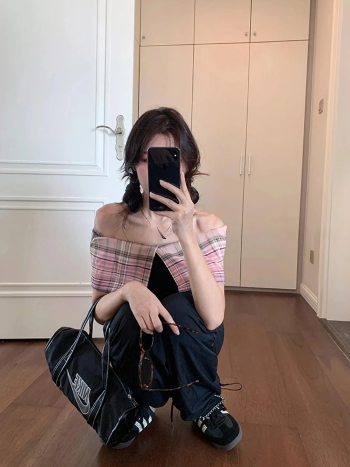 

American Sweet And Spicy Style Plaid T-Shirt Women's Slim Fit Shoulder Baring Top Summer New Design Fashionable Body Shaping