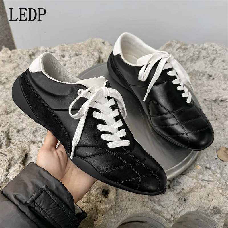 

LEDP Design Sense German Training Shoes for Men in The Autumn of 2025 Are New Diagonal Lace-up Flat Retro Sports Casual Shoes
