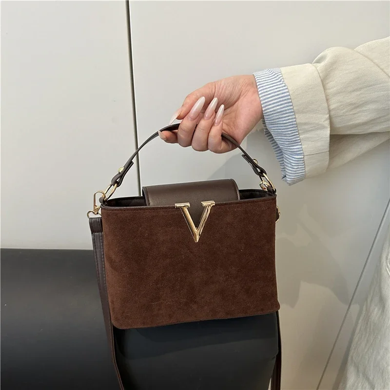 Fashionable Mini Suede Women's Bag, Faux Suede Tote Bag, Hardware Lock Buckle Decoration Handbag Purse Shoulder Cross Body Bags view 3