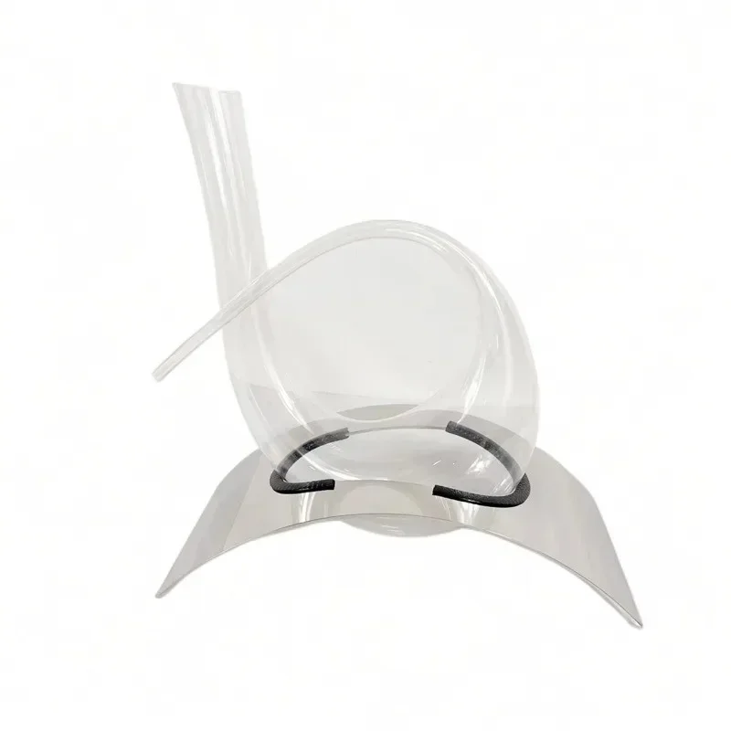 Light luxury creative harp red wine decanter with bracket