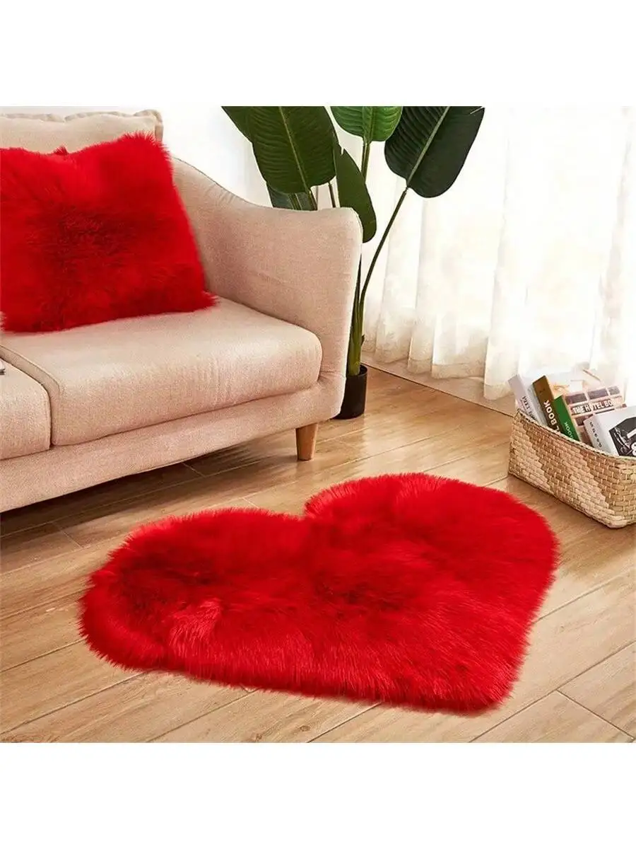 

1pc Solid Color Heart Shaped Carpet, Soft Anti-Slip Washable Plush Rug For Bedroom, Living Room, Bedside Tarot Bathroom mat set