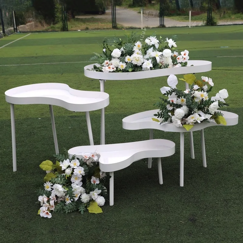

New Design 4-Piece Cloud - Shaped Metal Dessert & Cake Table Wedding Decors Flower Stand for Scene Decoration
