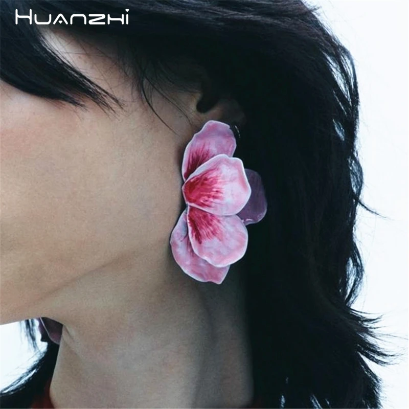 HUANZHI Bohemian Metal Flower Earring Exaggerated Gradient Color Flowers Vintage Summer Large Jewelry for Women Girls 2024 New