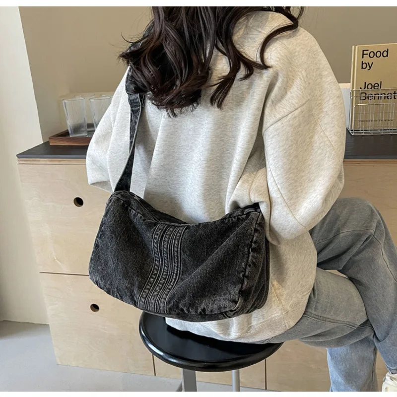 Women's Tote Bag 2024 New Washed Denim Art Minimalist Style Retro Crossbody Fashionable Commuting Shoulder Bag