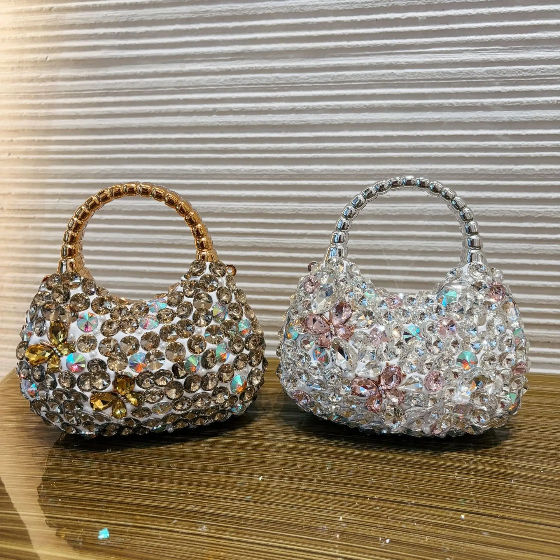 Original Designer Marken-Diamant-Acryl-Tasche Modisches Set Diamant-Schulter-Halbmond-Damen-Abendtaschen für Frauen – Detail 4