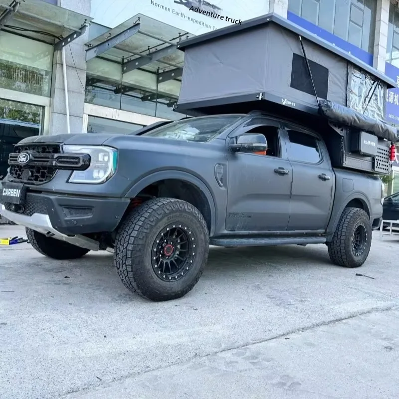 The roof box of the light summer tent pickup truck can be customized in the style of an off-road pickup