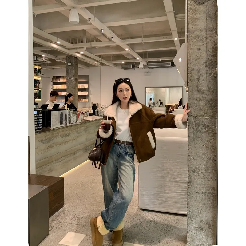 Lammhaar-Maschinen-Autojacke 2025, Herbst und Winter, neuer Artikel, Schafschurfell, integrierter Pelzmantel für Damen, kurzer junger Stil