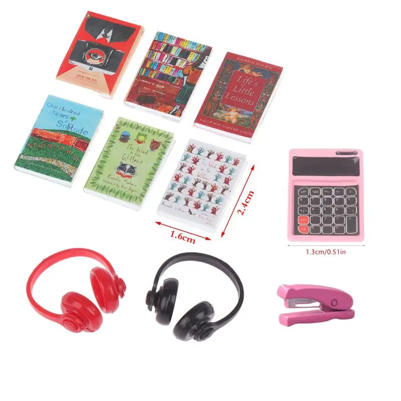 Xm10pcs 2.5*1.8*0.25cm fones de ouvido calculadora grampeador casa de boneca móveis estudo decoração 1/12 casa de bonecas vintage modelo de livro em miniatura
