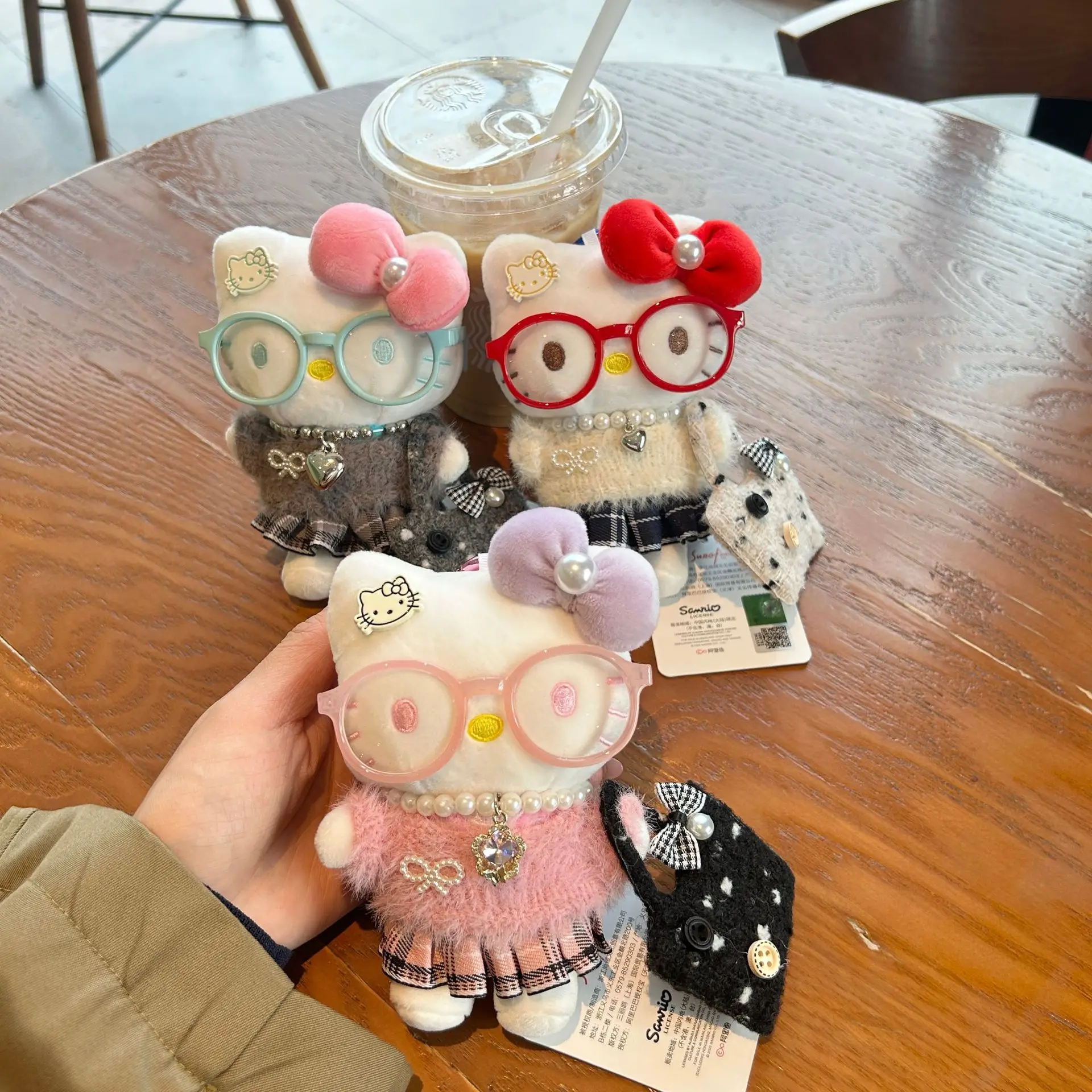 

Hello Kitty Plush Doll Glasses Sweater Skirt Style Hello Kitty Keychain Bag Pendant Batch Gift