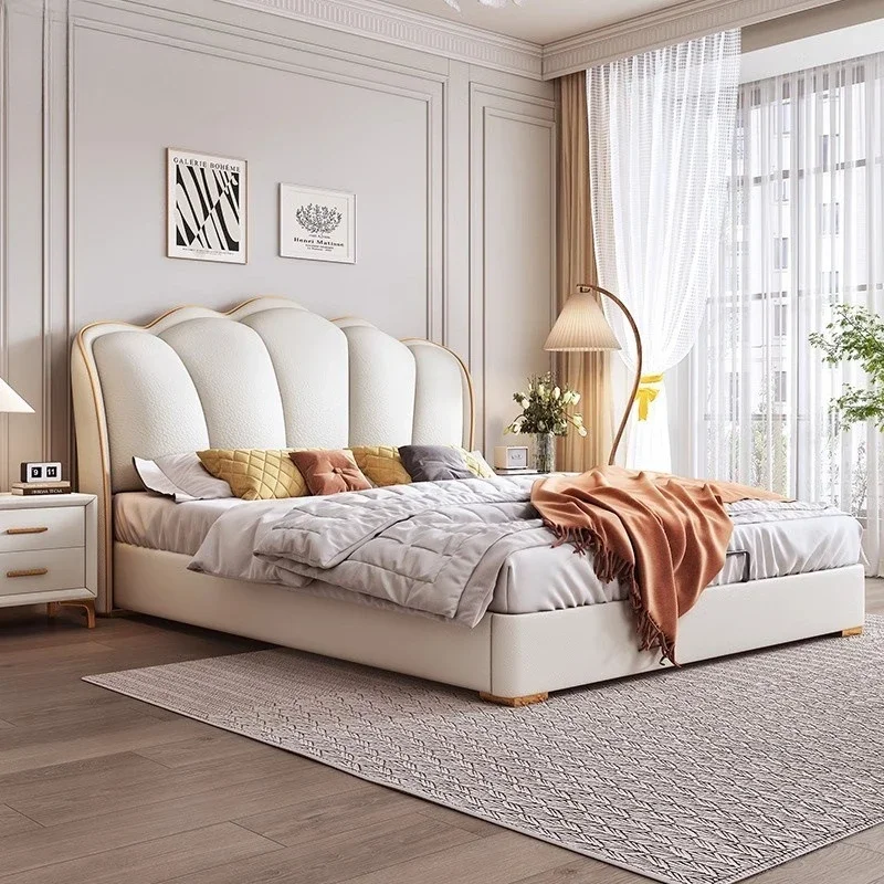 

French cream style leather modern master bedroom simple small apartment