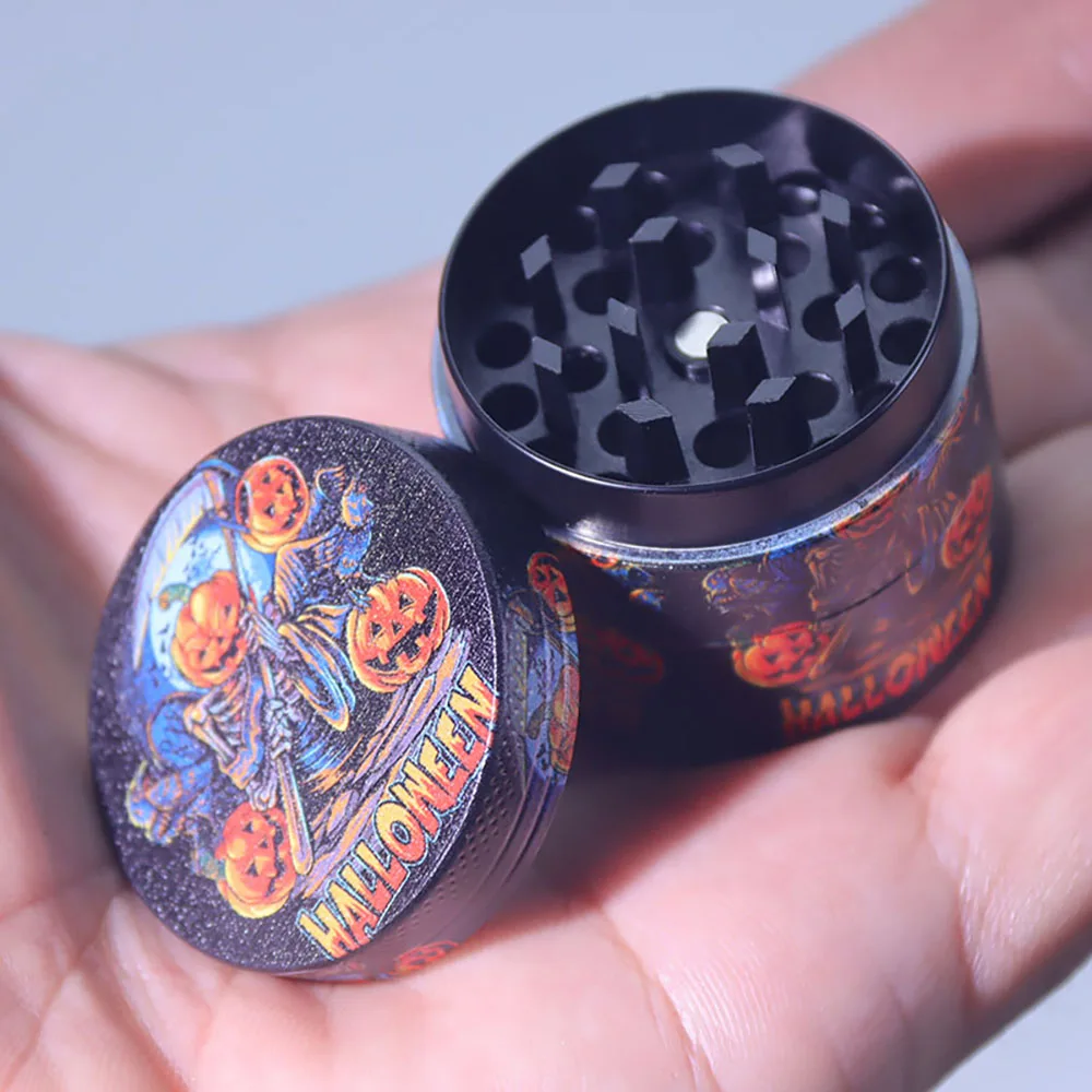 Diameter 40Mm/50Mm Two Sizes Halloween Theme, Zinc Alloy Four Layers with Plastic Scraper Grinder, Kitchen Gadgets, Halloween Gifts