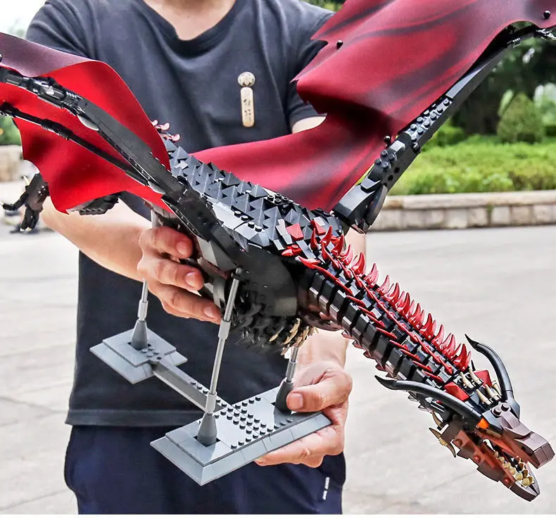 1889pcs Creative MOC Giant Dragon Building Blocks Model Movie Series Childrens Assembly Bricks Toys for Boys Kids Birthday Gifts