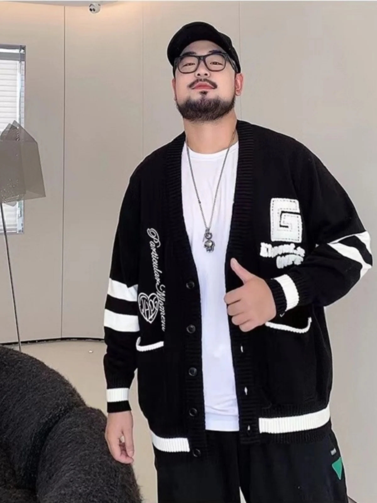 

Модный мужской кардиган больших размеров с V-образным вырезом, свободный вязаный свитер, повседневная зимняя верхняя одежда, вязаная одежда для высоких и полных мужчин