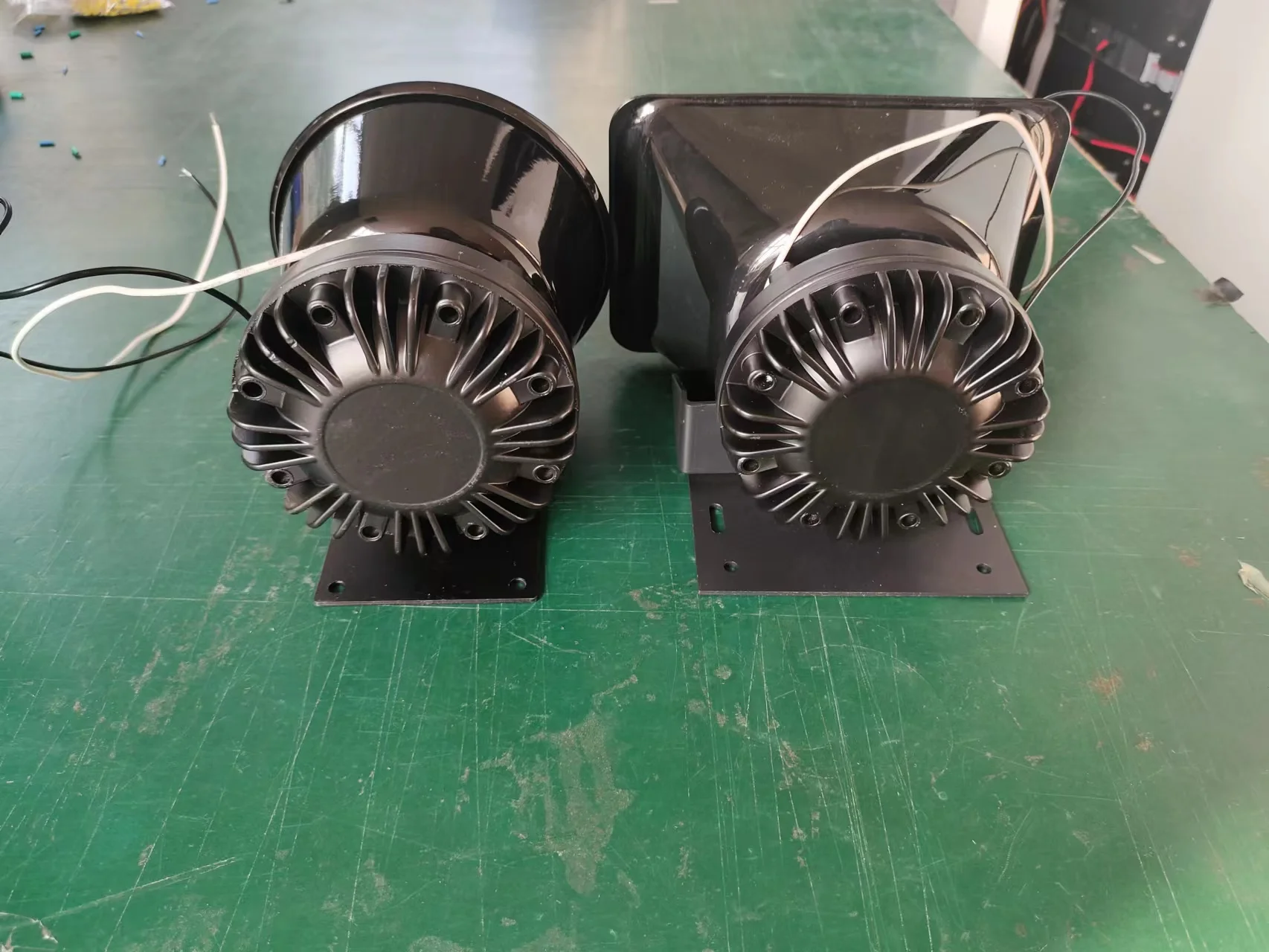 سيرينا هورن 100 وات مكبر صوت سيريني 11 أوم