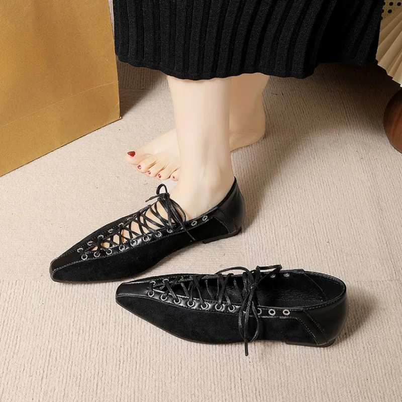 sapatilhas-francesas-retro-com-cadarco-e-bico-fino-para-mulheres-sapatilhas-vazadas-de-sola-macia-sapatos-slip-on-com-design-exclusivo-em-v