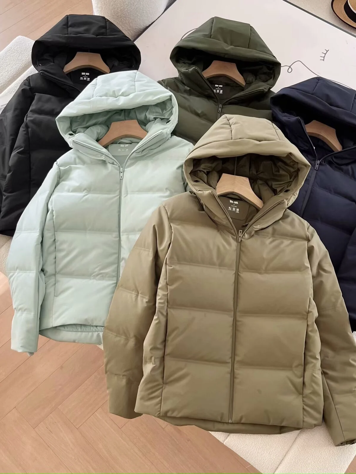 

Winter New Men's Thiened Sl down Jaet Hooded Windproof Waterproof Lightweight AL470077 Outdoor Sports Polyester Fiber
