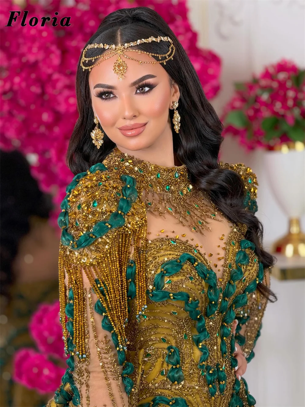 Saudi-Arabien Langarm-Abendkleider mit Überrock, Kristallen und Perlen, Ballkleid, Hochzeitsfeier-Kleider, Vestidos De Gala, Maßanfertigung