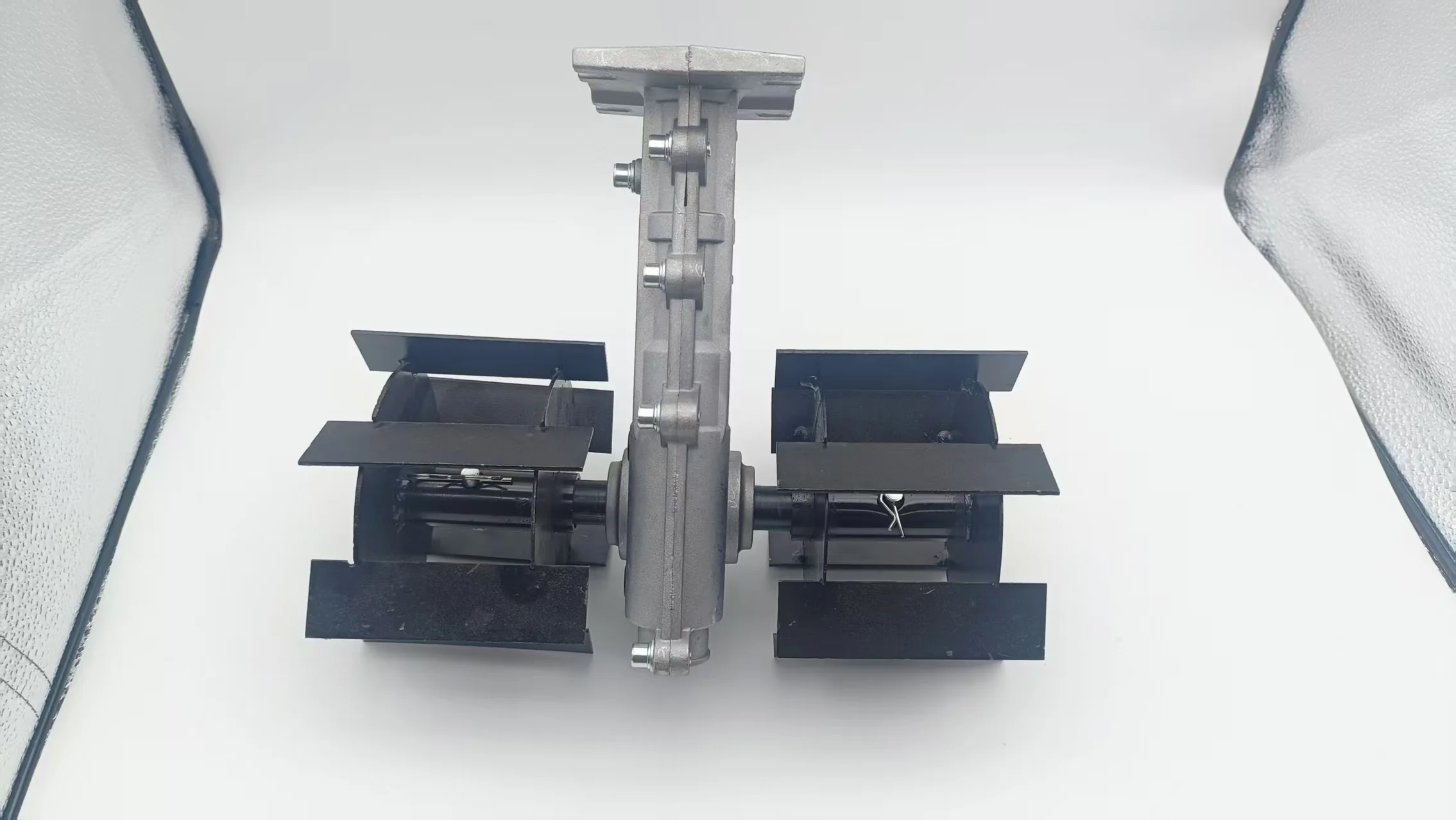 Wholesale Low Price Grass Cutter Spare Parts Professional Wire Wheel Weed Trimmer Head