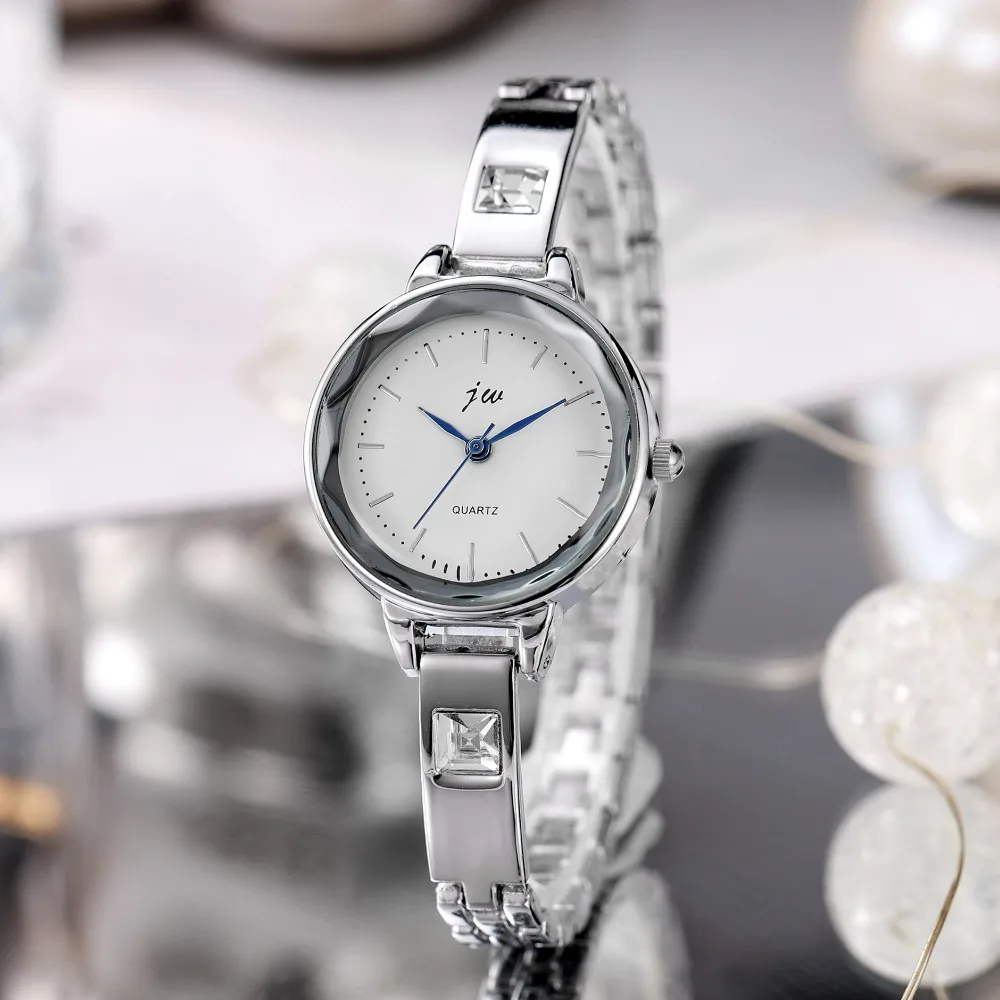 Fashion Women Watch Rhinestones Steel Strap Bracelet Quartz Watch Student Versatile Wristwatch Dropshipping Ladies Clock