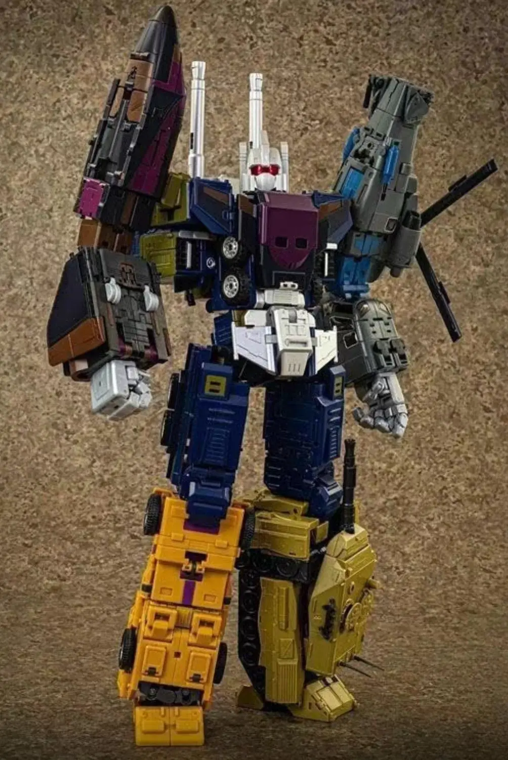 

Stock Transforming Toy OX Mixed Sky Leopard Five-Person Combination Set MP Scale Articulated Figure Model 50cm Collectible Gift