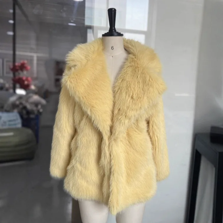 2025 Fall/Winter New Women's Solid Color Temperament Premium Lapel Fur Jacket Mid-Length Model