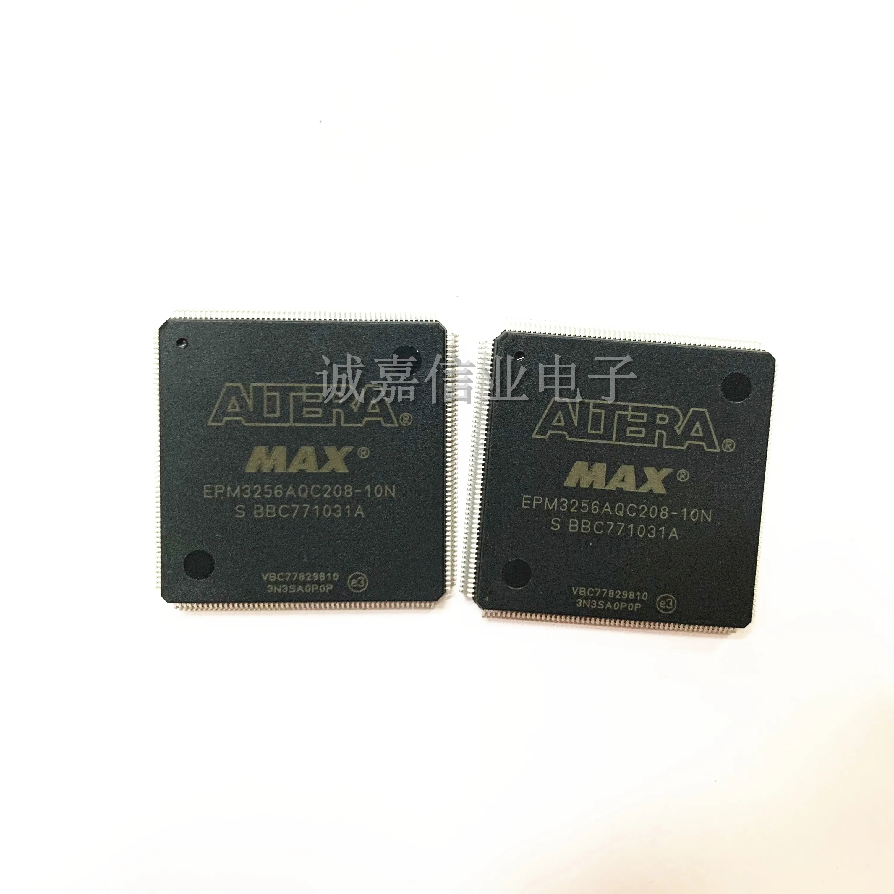5pcs/Lot EPM3256AQC208-10N PQFP-208 CPLD - Complex Programmable Logic Devices CPLD - MAX 3000A 256 Macro 161 IOs