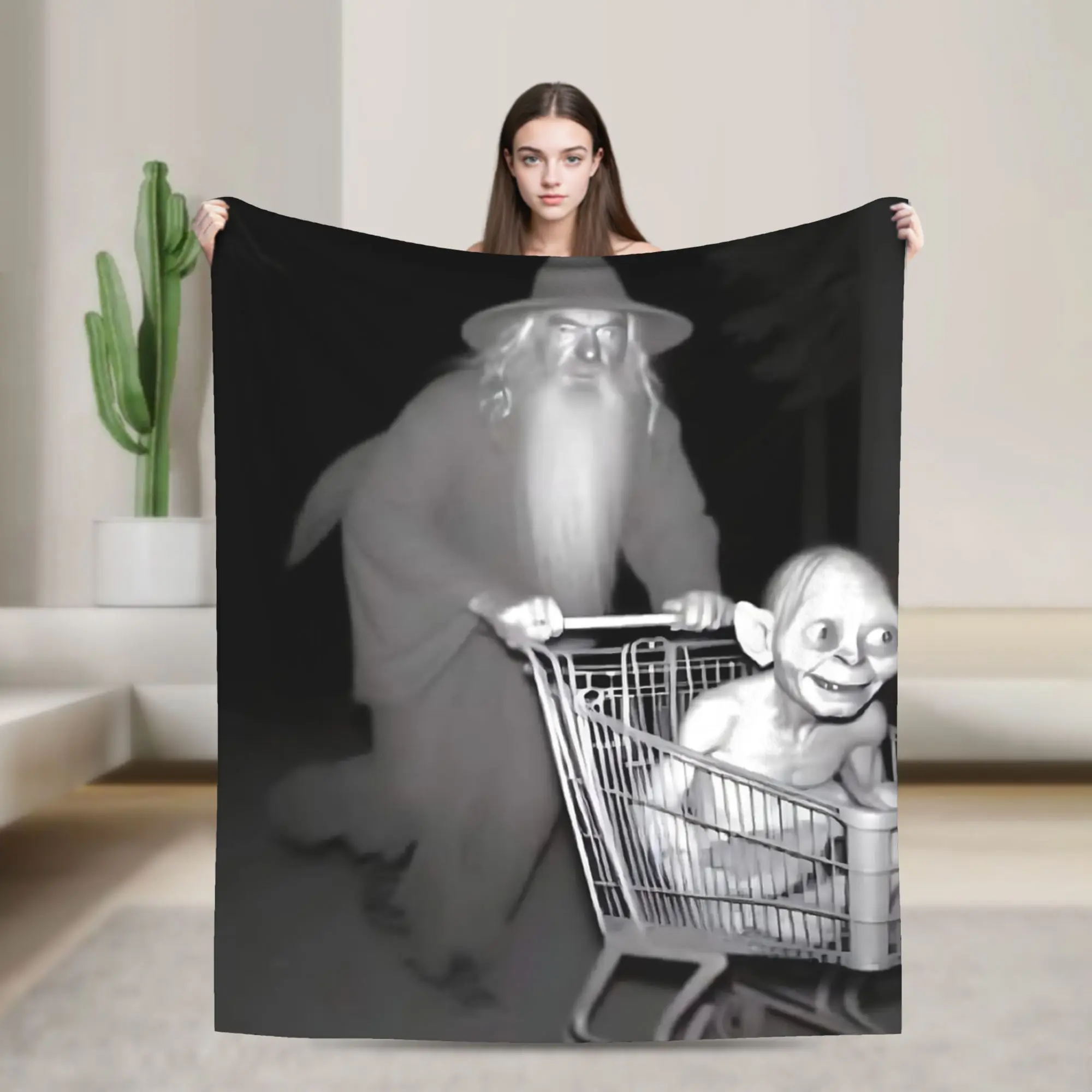 

Wizard Pushing A Trolley With Creature Blankets Flannel Spring/Autumn L-Lords Of The R-Rings Throw Blankets for Car Bedspreads