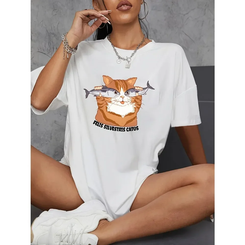 Funny Cat and Fish Nostalgia Vintage Women's T-Shirt Classic Aesthetic Cartoon Casual Short Sleeves O-Neck Sports Top Streetwear