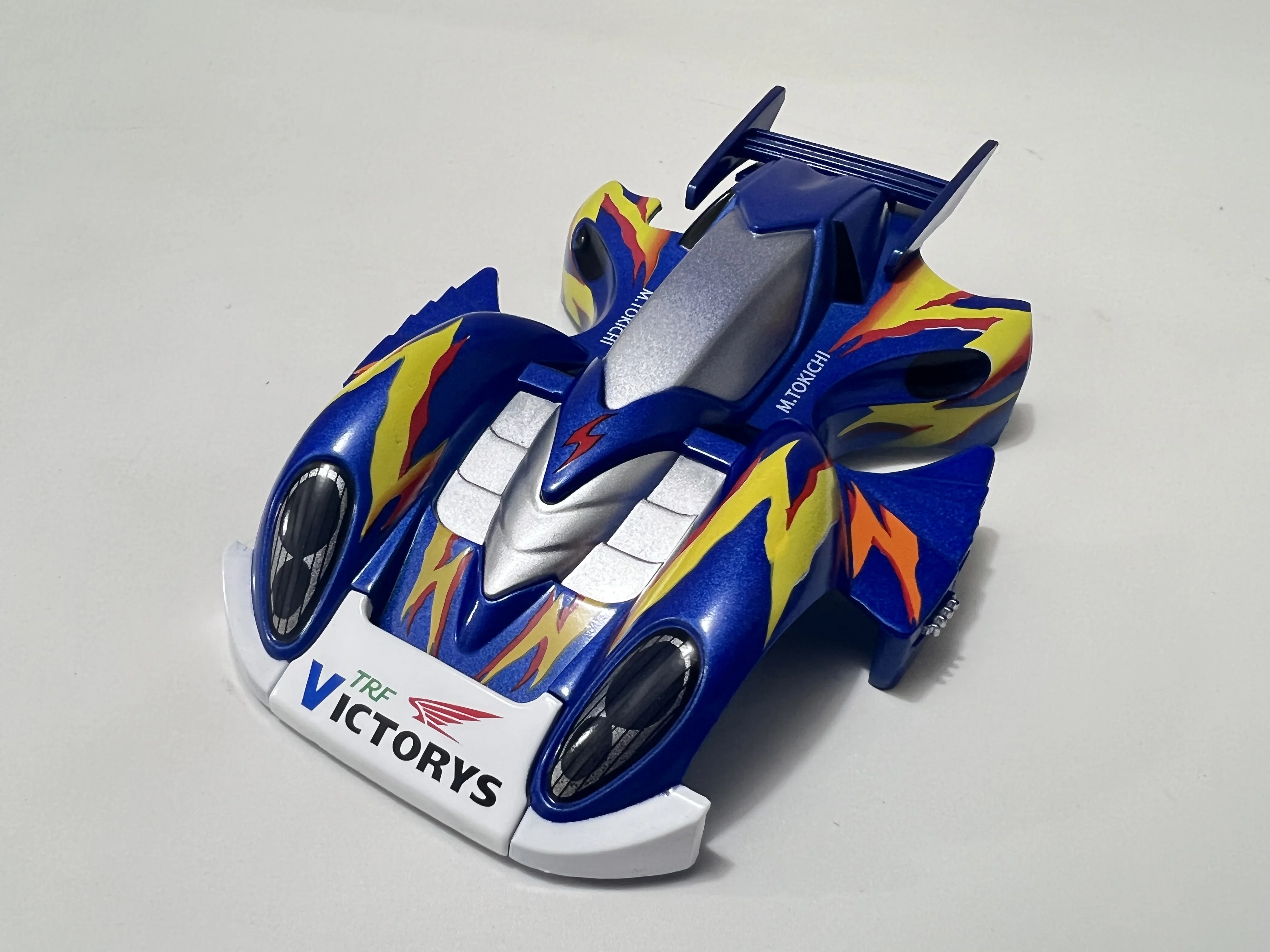 塗装済みカーシェル タミヤ ミニ四駆 カー スピン コブラ ビート