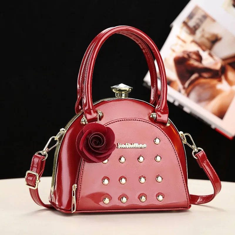 

Glossy Leather Rivet Handbag Women's Single Shoulder Bag Fashion High Quality Womens Brand Dinner Fashionable Crossbody Bag